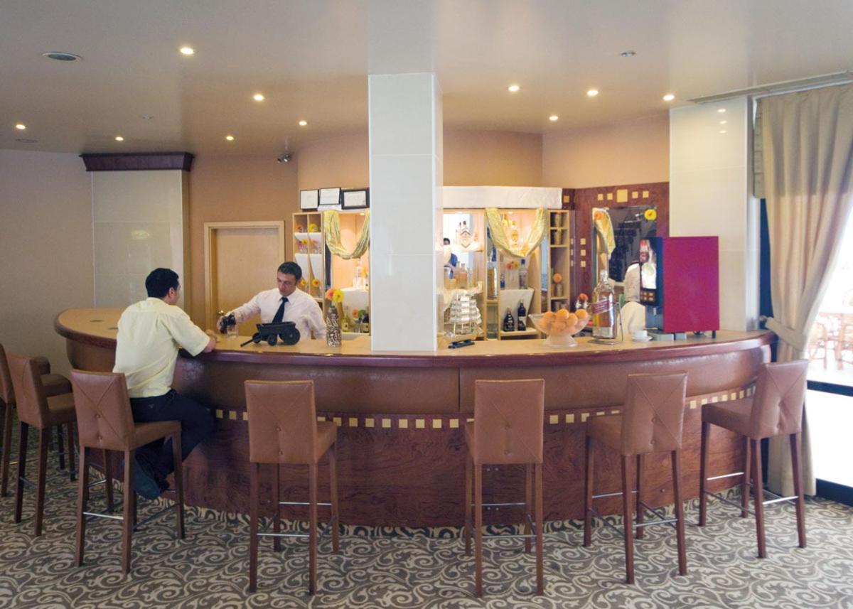 Cender Hotel Анталия Екстериор снимка